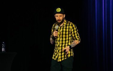 Stand-Up - Adam Van Bendler - 05.12.2022 r. 14