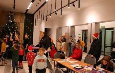 Spotkanie z Mikołajem - koncert zespołu Tulinki - 06.12.2022 r. 27