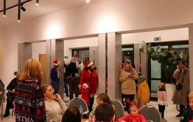 Spotkanie z Mikołajem - koncert zespołu Tulinki - 06.12.2022 r. 121