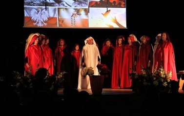 Premiera widowiska pt. P&oacute;ki Polska Żyje w Nas 86