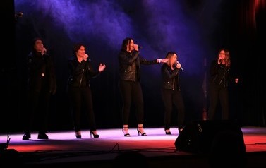 Koncert z okazji Dnia Babci i Dziadka - Grupa Revas z Sycowa 54