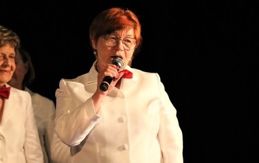 Premiera spektaklu pt: "Babski Świat" - Grupa teatralna "RETROspekcja" 4