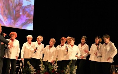 Premiera spektaklu pt: "Babski Świat" - Grupa teatralna "RETROspekcja" 6
