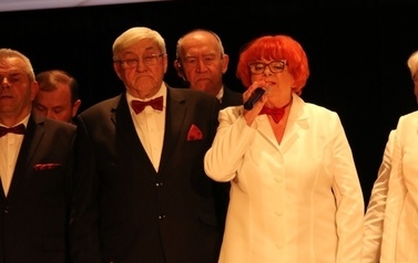 Premiera spektaklu pt: "Babski Świat" - Grupa teatralna "RETROspekcja" 7