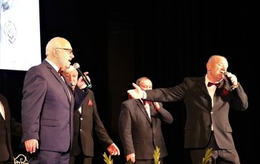 Premiera spektaklu pt: "Babski Świat" - Grupa teatralna "RETROspekcja" 14
