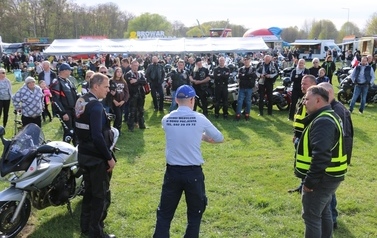 Festiwal Foodtruck&oacute;w Żarciowozy + Otwarcie sezonu motocyklowego w Namysłowie 30