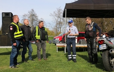 Festiwal Foodtruck&oacute;w Żarciowozy + Otwarcie sezonu motocyklowego w Namysłowie 33