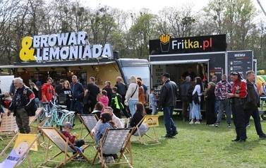 Festiwal Foodtruck&oacute;w Żarciowozy + Otwarcie sezonu motocyklowego w Namysłowie 75
