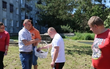 Wizyta w plac&oacute;wkach opiekuńczych z okazji Dnia Dziecka 2022 57