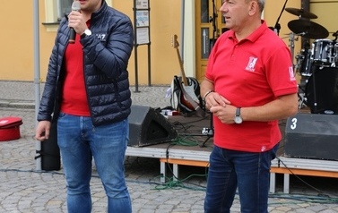 Letnia Scena NOK - 10.07.2022r. (koncert WWSosnowski, gry i zabawy dla dzieci, plener malarski) 103