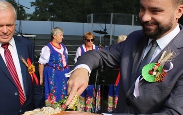 Dożynki Gminne 2022 - obrzędy dożynkowe, występy zespoł&oacute;w ludowych 101