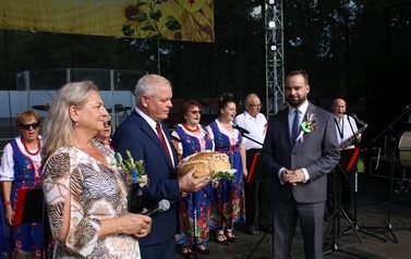 Dożynki Gminne 2022 - obrzędy dożynkowe, występy zespoł&oacute;w ludowych 111