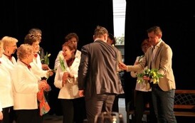 Premiera spektaklu pt: "Babski Świat" - Grupa teatralna "RETROspekcja" 1