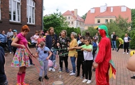 Wizyta w plac&oacute;wkach opiekuńczych z okazji Dnia Dziecka 2022 32