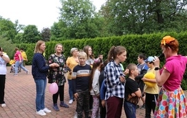 Wizyta w plac&oacute;wkach opiekuńczych z okazji Dnia Dziecka 2022 38