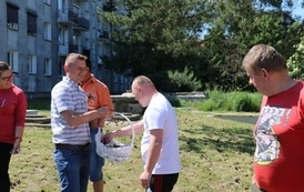 Wizyta w plac&oacute;wkach opiekuńczych z okazji Dnia Dziecka 2022 57