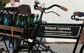 Letnia Scena NOK - Namysłowski Festiwal Piosenki Seniora + Wystawa zabytkowych rower&oacute;w, Pokaz mody z lat 20 i 30 68